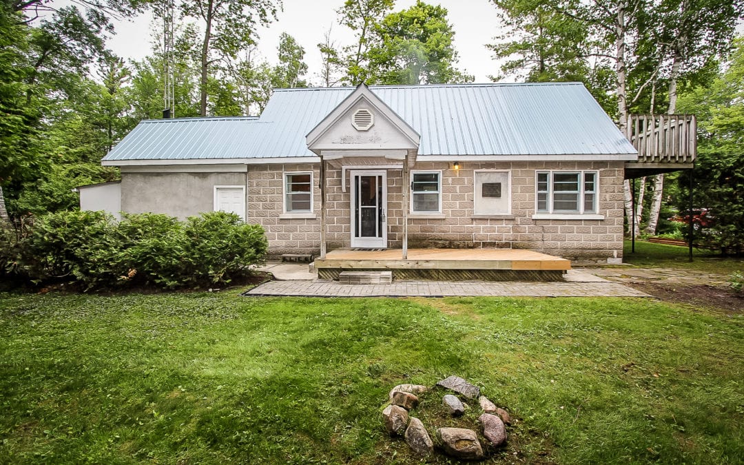 100 Pinecrest Ave, Wasaga Beach (SOLD)